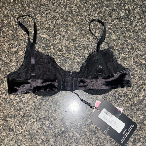 Pretty little thing satin underwire bralette NWT - Picture 3 of 4